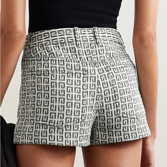 Givenchy 4G motif embroidered mini shorts - Picture 1 of 9
